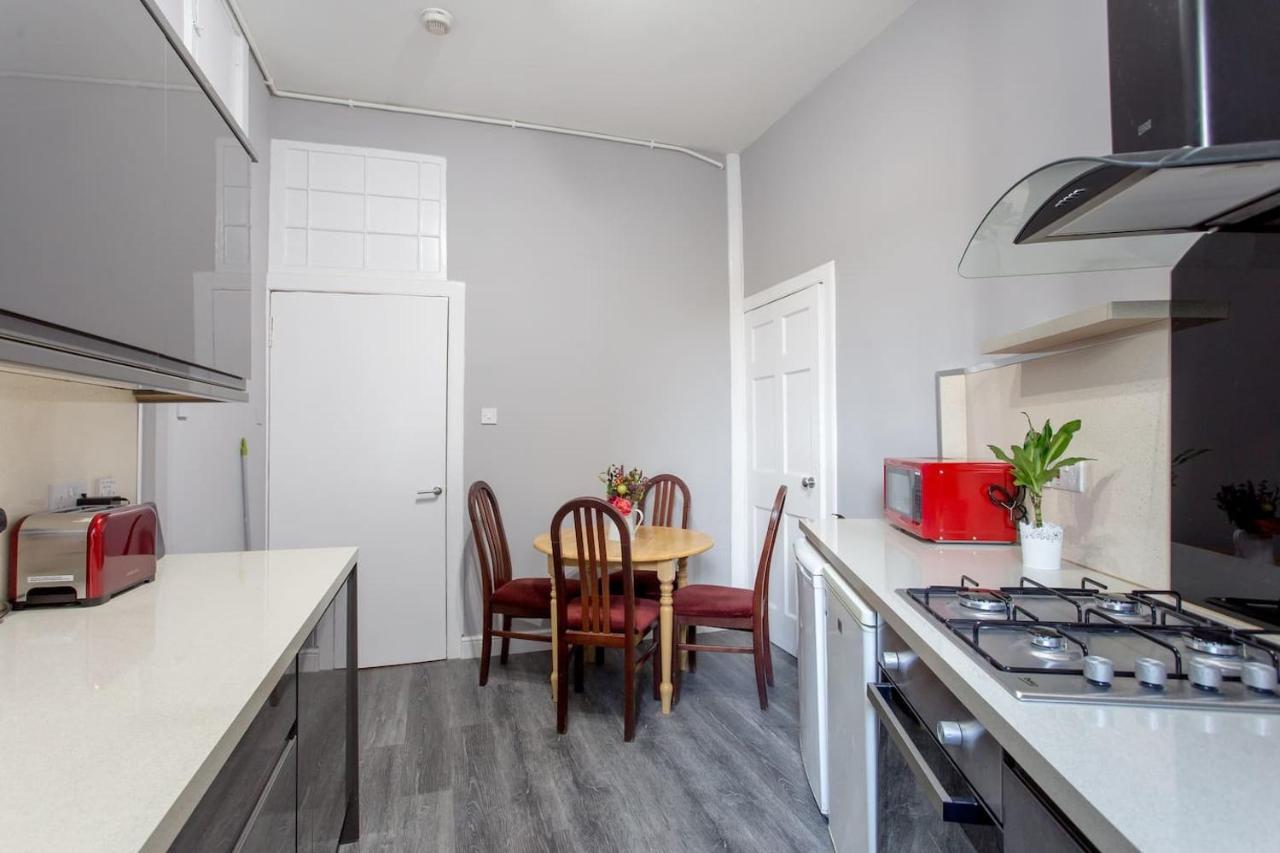 Stunning 2-Bed Apartment In Central إدنبرة المظهر الخارجي الصورة