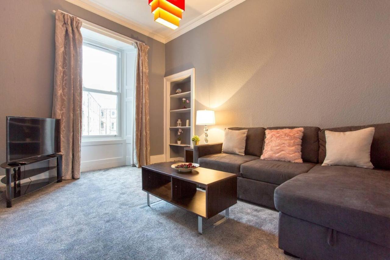 Stunning 2-Bed Apartment In Central إدنبرة المظهر الخارجي الصورة